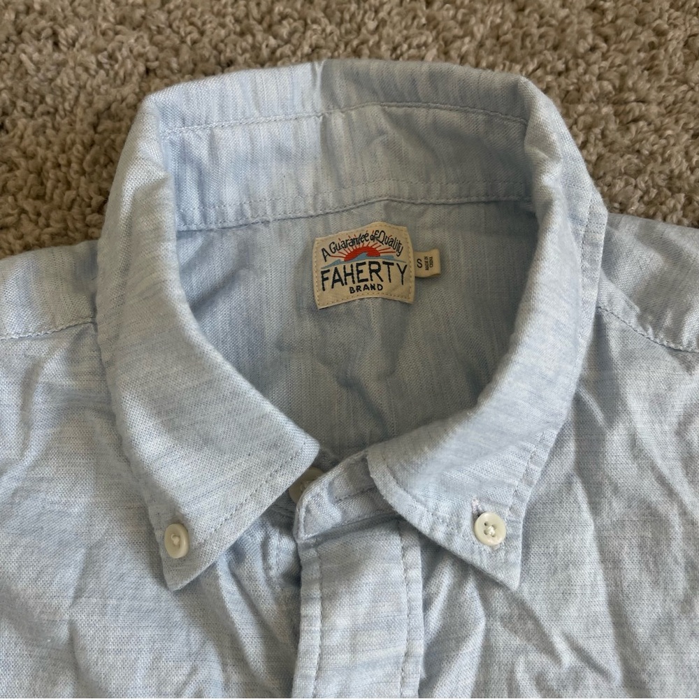 Faherty Heather Button Down Pocket Long Sleeve Sh… - image 1